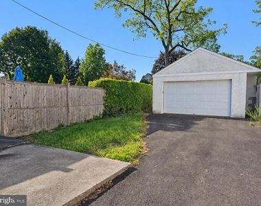 130 Eachus Avenue - Photo Thumbnail 20