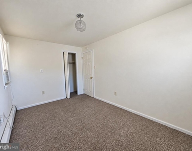 130 Eachus Avenue - Photo Thumbnail 10