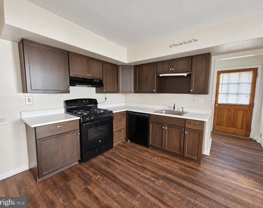 130 Eachus Avenue - Photo Thumbnail 6