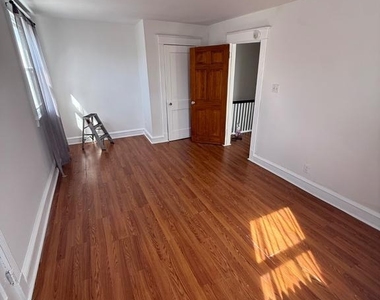261 Long Lane - Photo Thumbnail 7