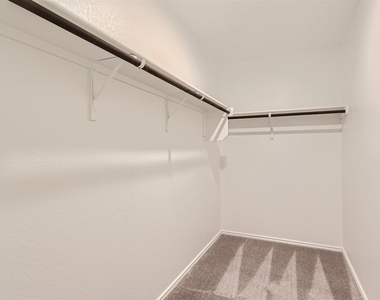 1513 Hope Ranch Rd - Photo Thumbnail 21