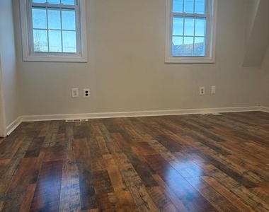 7164 Ruskin - Photo Thumbnail 6