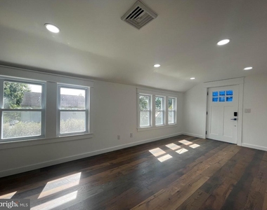 250 Lenni Road - Photo Thumbnail 3