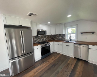 250 Lenni Road - Photo Thumbnail 1