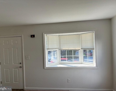1308 Worrell Street - Photo Thumbnail 2