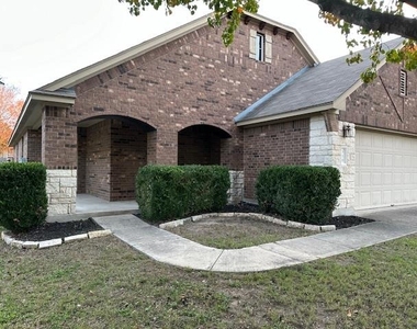 319 Serene Hollow Ln - Photo Thumbnail 3