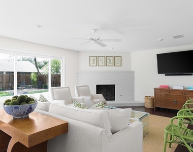 2505 Broken Oak Dr - Photo Thumbnail 5