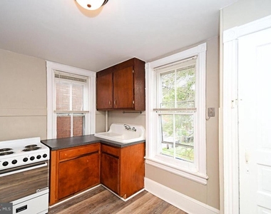 316 Lincoln Avenue - Photo Thumbnail 5