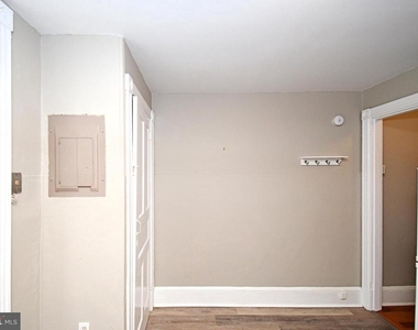 316 Lincoln Avenue - Photo Thumbnail 10