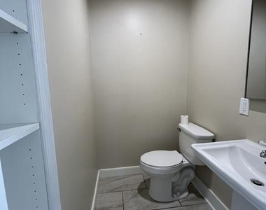 402 Jefferson Avenue - Photo Thumbnail 6
