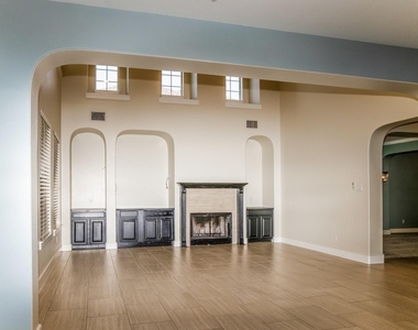 3006 Covington Pl - Photo Thumbnail 3