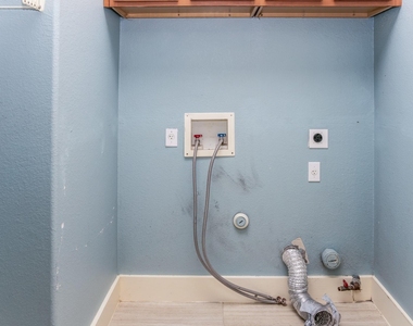 3006 Covington Pl - Photo Thumbnail 26