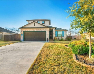 586 Evening Star Dr - Photo Thumbnail 22