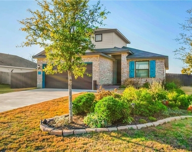 586 Evening Star Dr - Photo Thumbnail 23