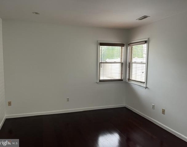 47 Princeton Court - Photo Thumbnail 13