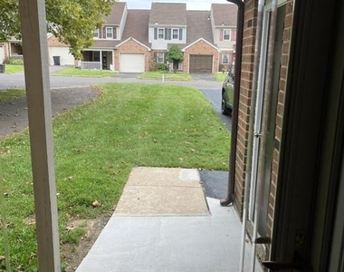 47 Princeton Court - Photo Thumbnail 1
