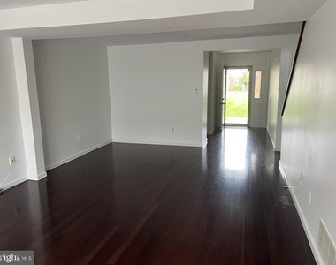 47 Princeton Court - Photo Thumbnail 2