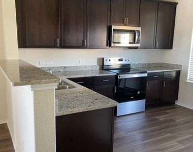 156 Purple Sandpiper Ln - Photo Thumbnail 4