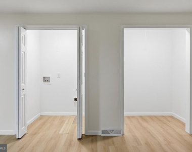 10 E Dartmouth Road - Photo Thumbnail 14