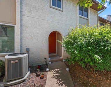 81 Thoreau Drive - Photo Thumbnail 3