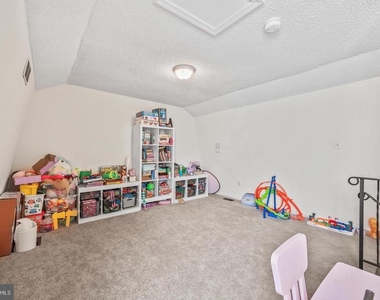 81 Thoreau Drive - Photo Thumbnail 25