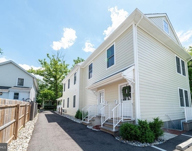 11 Quarry Street - Photo Thumbnail 2