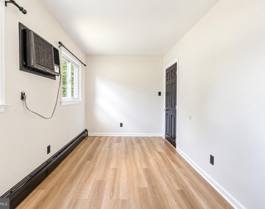 51 Farrell Avenue - Photo Thumbnail 15