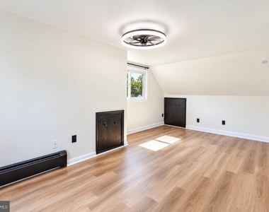 51 Farrell Avenue - Photo Thumbnail 22