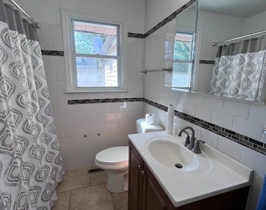 518 Carver Court - Photo Thumbnail 7