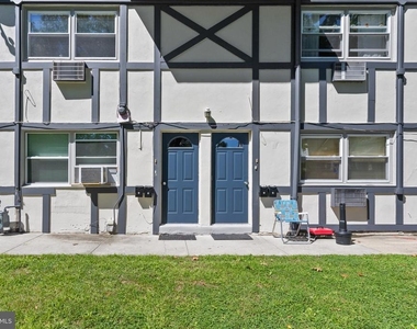 106 Newton Avenue N - Photo Thumbnail 2