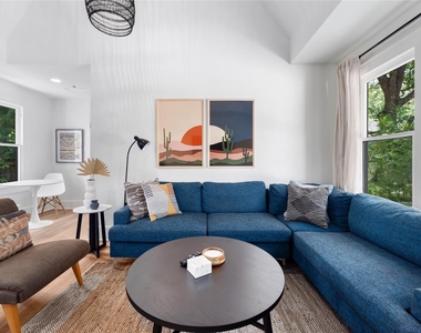 1503 Drake Ave - Photo Thumbnail 7