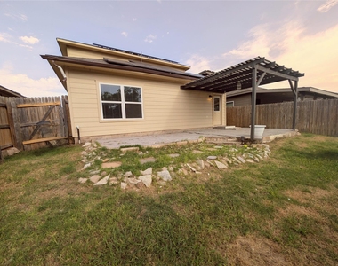 3508 Wickham Ln - Photo Thumbnail 37