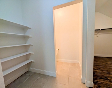 3508 Wickham Ln - Photo Thumbnail 17