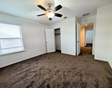3508 Wickham Ln - Photo Thumbnail 28