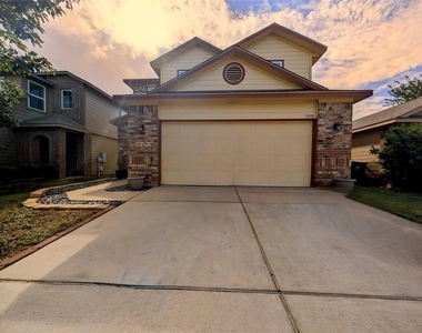 3508 Wickham Ln - Photo Thumbnail 1