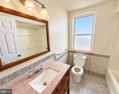 1501 River Road - Photo Thumbnail 12