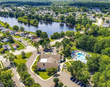 55 Warwick Way - Photo Thumbnail 20
