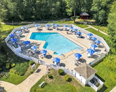 55 Warwick Way - Photo Thumbnail 21