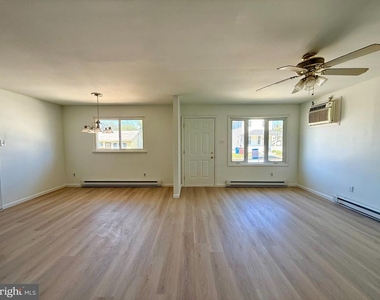 30 Jefferson St - Photo Thumbnail 6