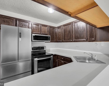 4403 Aberdeen Drive - Photo Thumbnail 13