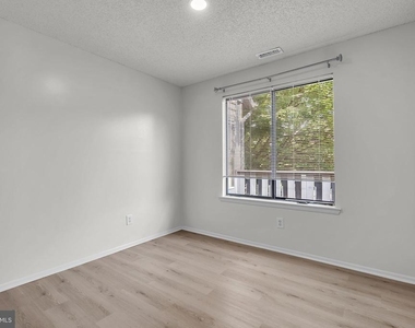 4403 Aberdeen Drive - Photo Thumbnail 18