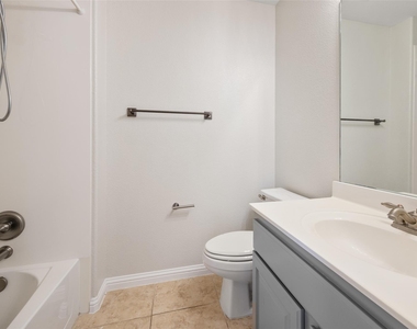 715 Wood Mesa Ct - Photo Thumbnail 17