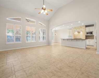 715 Wood Mesa Ct - Photo Thumbnail 10