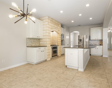 715 Wood Mesa Ct - Photo Thumbnail 8