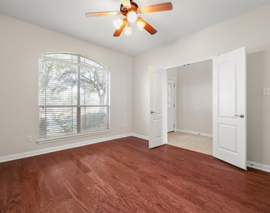 715 Wood Mesa Ct - Photo Thumbnail 2