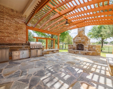 715 Wood Mesa Ct - Photo Thumbnail 23