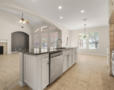 715 Wood Mesa Ct - Photo Thumbnail 7