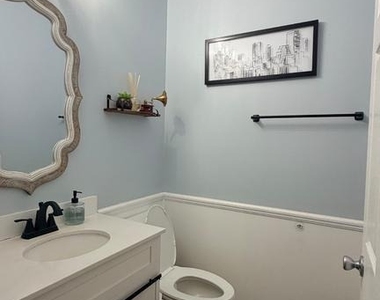 119 Windwood Drive - Photo Thumbnail 11