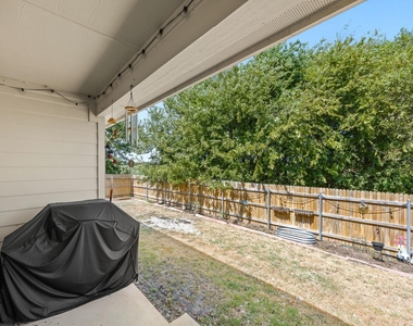 603 Taggart Trl - Photo Thumbnail 22