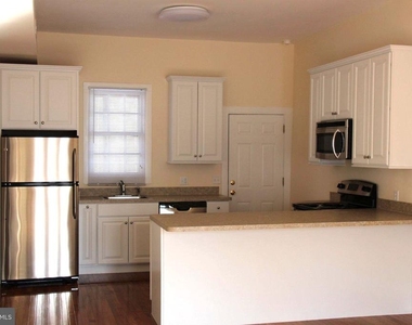 205 Railroad Avenue - Photo Thumbnail 2